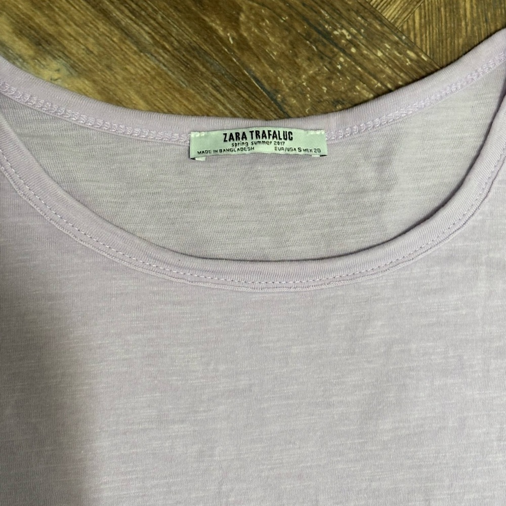 Zara Trafaluc Lavendar Short Sleeve T-shirt Size Small
